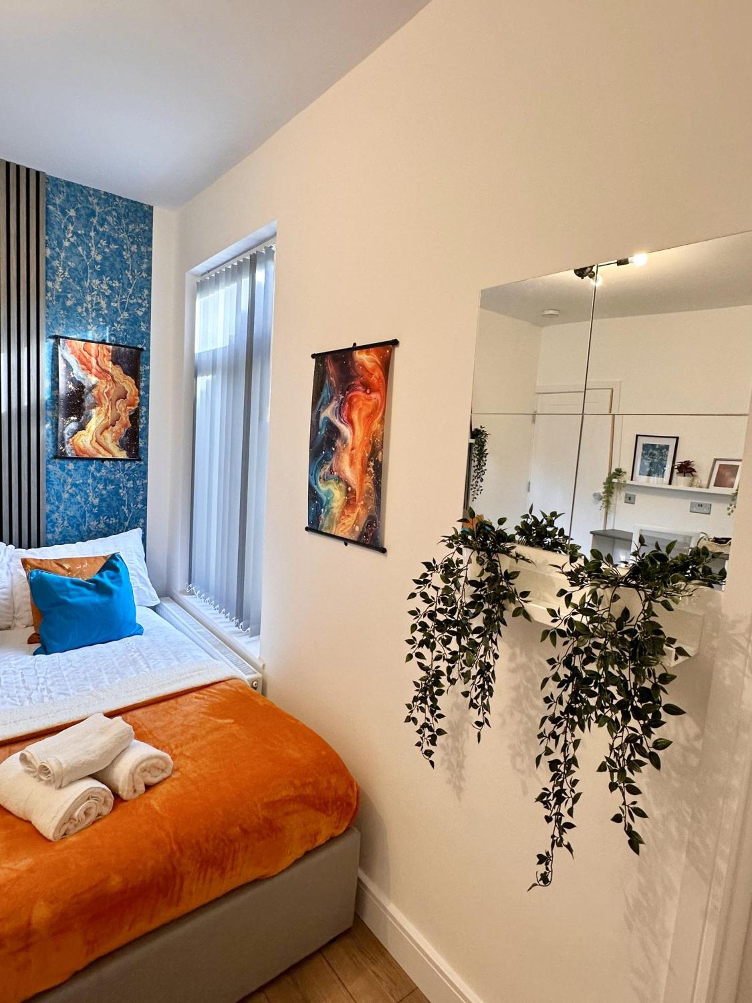 R4 Luxury Studio En-Suite Room In Harborne Lane By Queen Elizabeth Hospital Бирмингам Екстериор снимка